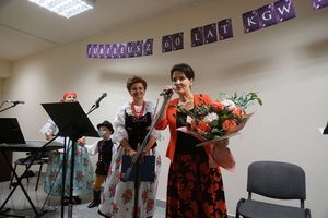 Prezydent Anna Hetman przemawia ze sceny podczas jubileuszu