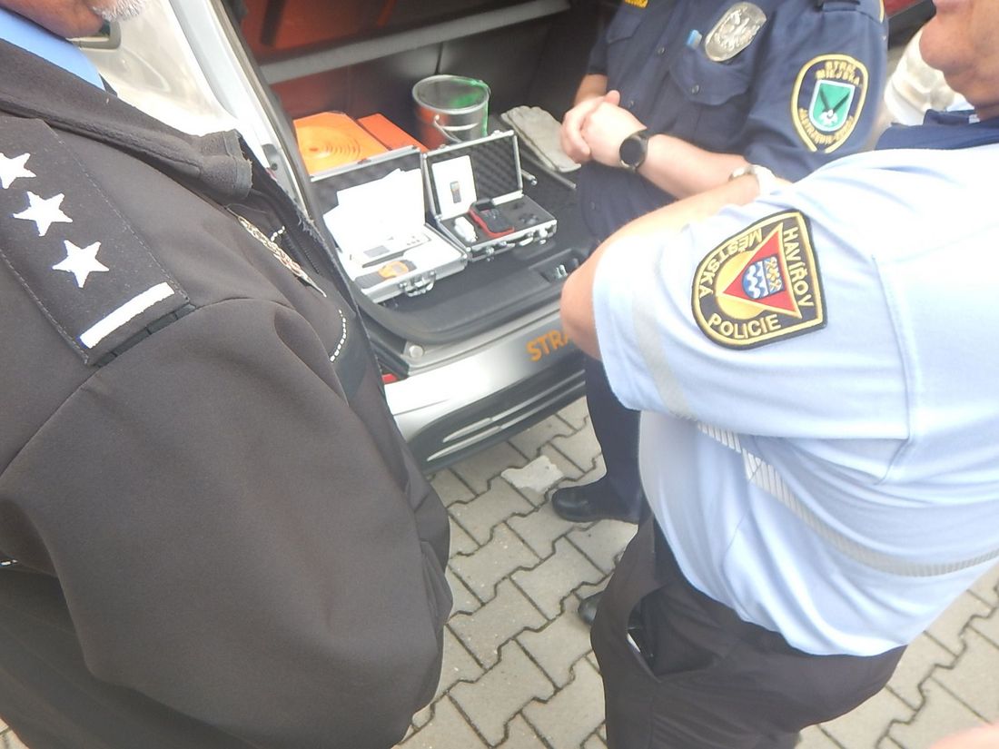 Zdjęcie przedstawia warsztaty. 