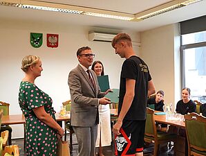 Uczestnicy spotkania Klubu Nautilus z Prezydentem