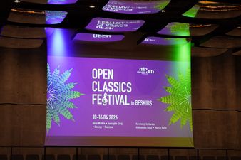 Wyświtlony plakat wydarzenia.