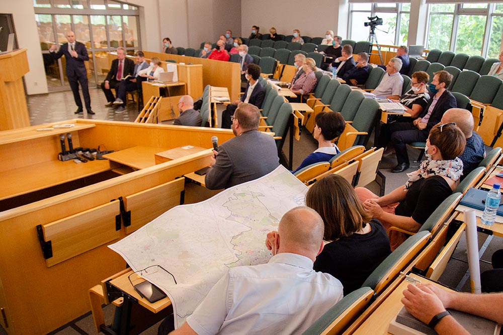 Reprezentanci lokalnych samorządów z przedstawicielami Spółki Centralny Port Komunikacyjny