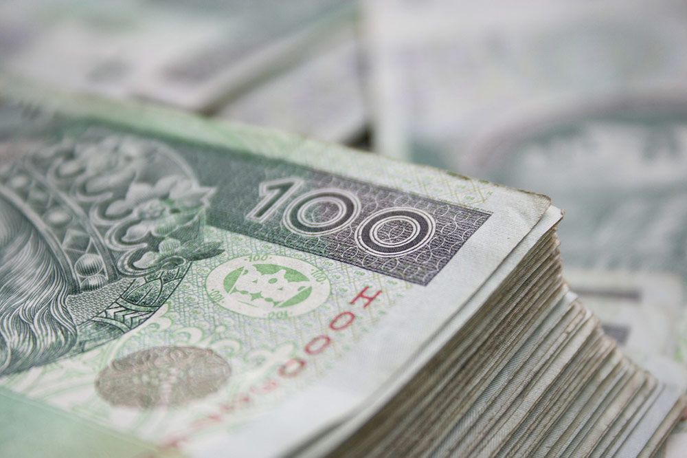 Zdjęcie ilustrujące - plik banknotów.