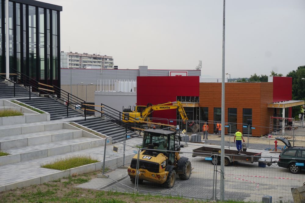 Budowa centrum handlowego "Gwarek"