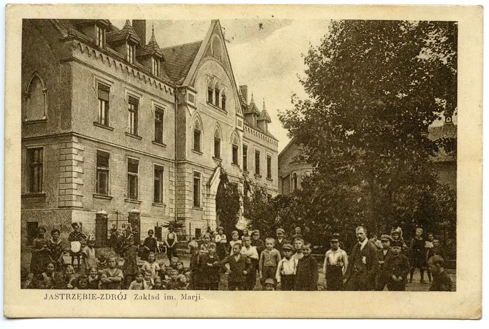 stara pocztówka z Zakładem Marii