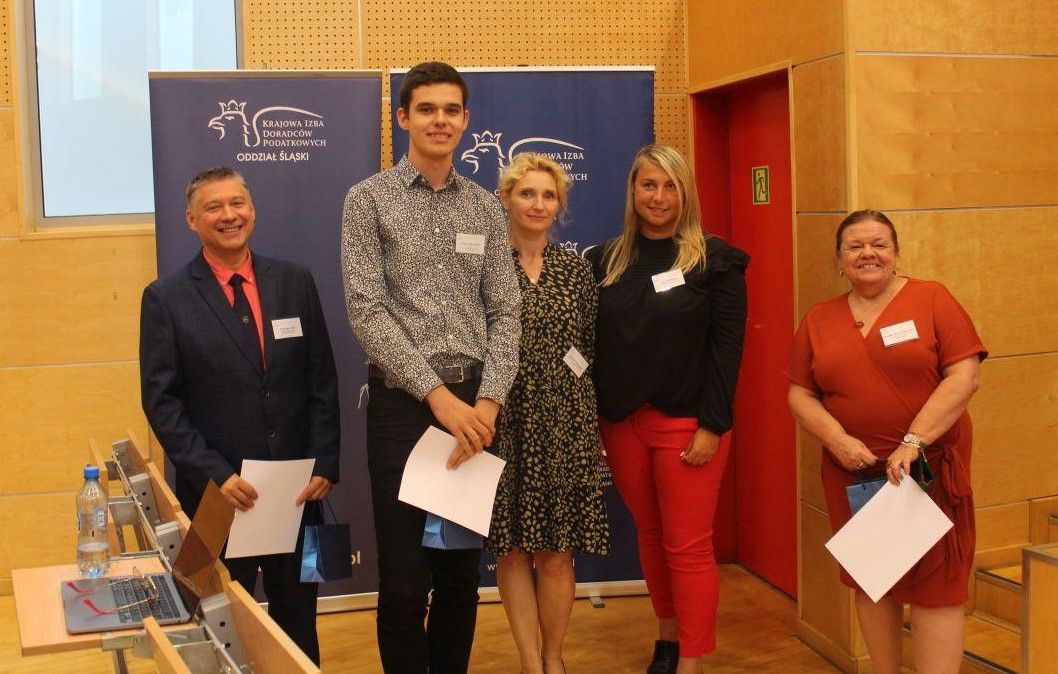 Laureat konkursu  z przedstawicielem Śląskiego Kuratorium. 