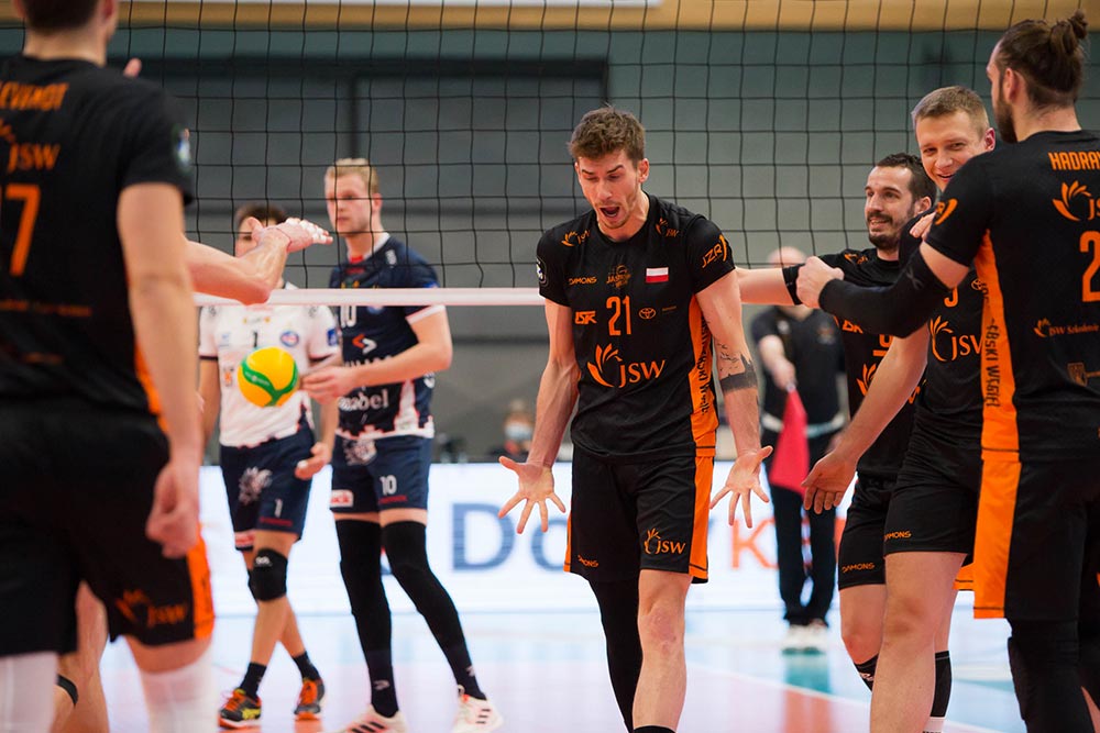 Radość Tomasz Fornala po zdobyciu punktu.