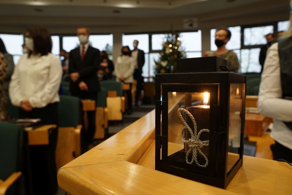 Lampion z betlejemskim światełkiem