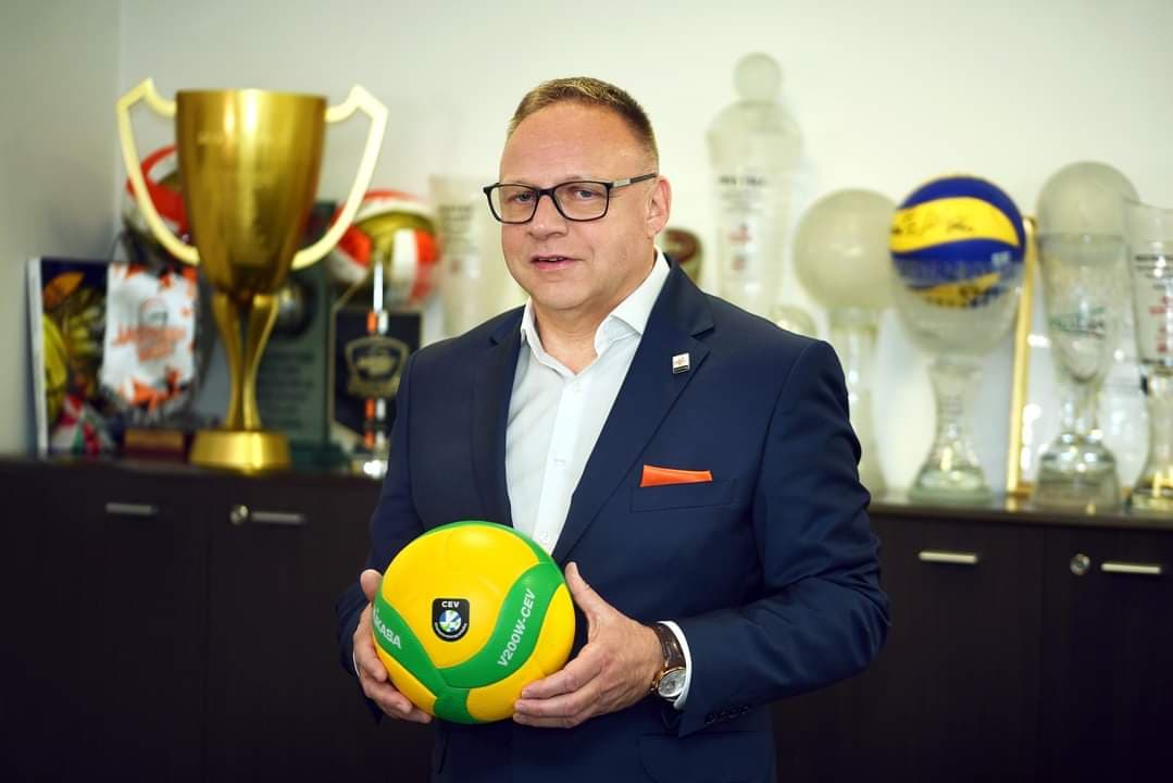 Zdjęcie przedstawia Adama Gorola, Prezesa Zarządu Jastrzębskiego Węgla.