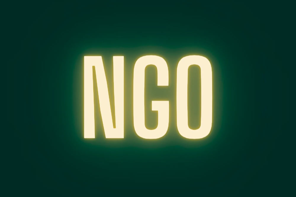 Grafika z napisem NGO.