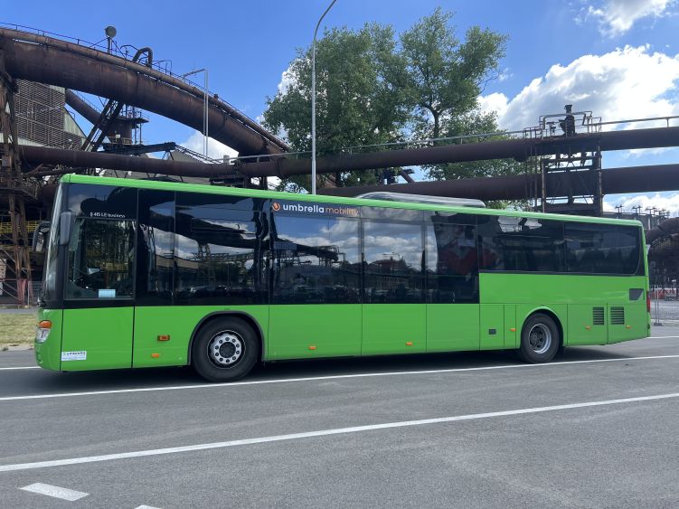 Zdjęcie przedstawia Science Bus.