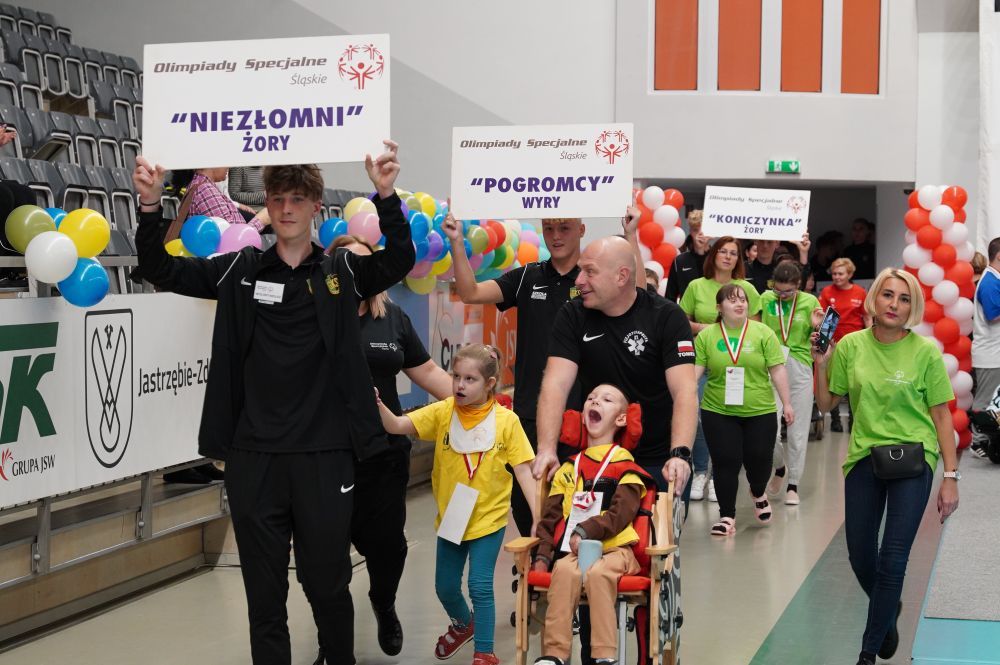 Zdjęcie przedstawia Dzień Treningowy Olimpiad Specjalnych.