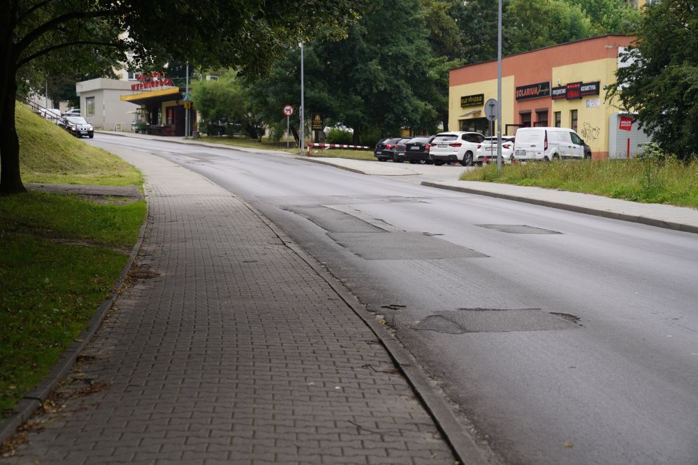 Zdjęcie przedstawia ul. Łowicką.