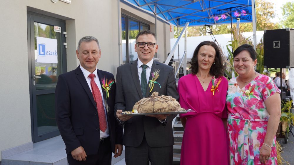 Zdjęcie przedstawia Dożynki Osiedla Jastrzębie Górne i Dolne.