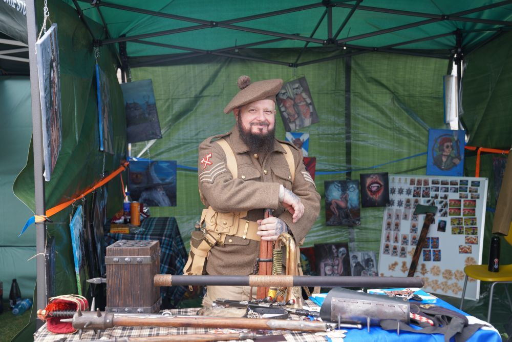 Zjęcie przedstawia uczestników wydarzenia "Bura Suka"