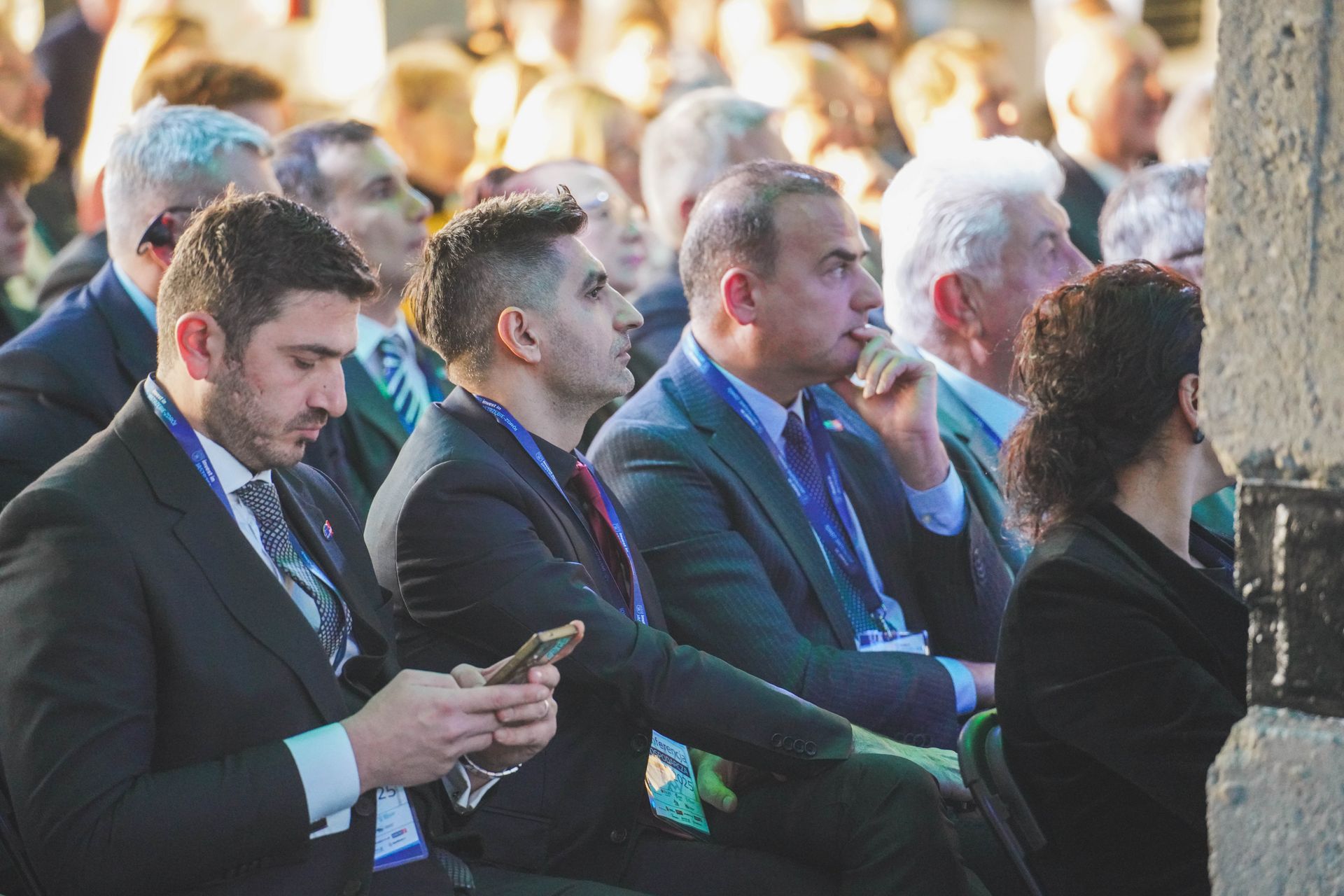 goście na konferencji