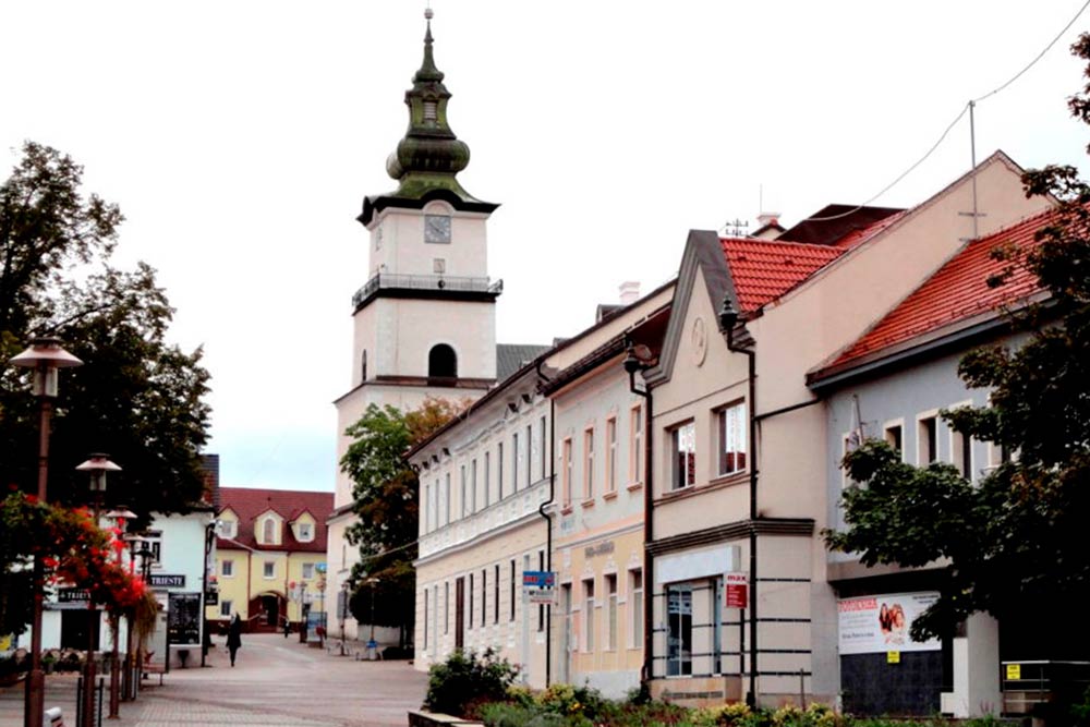 Budynek w mieście Prievidza.